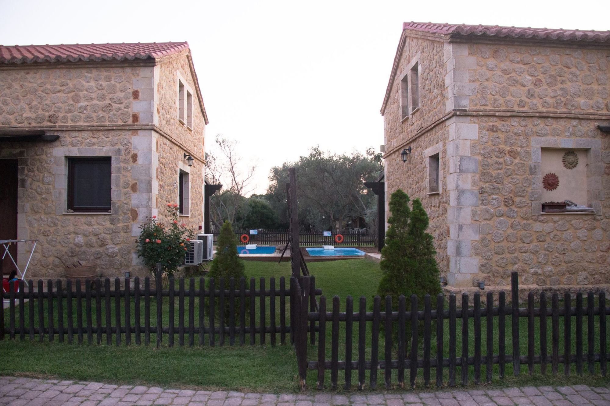 5 Stars Villas Σβορωνάτα Εξωτερικό φωτογραφία